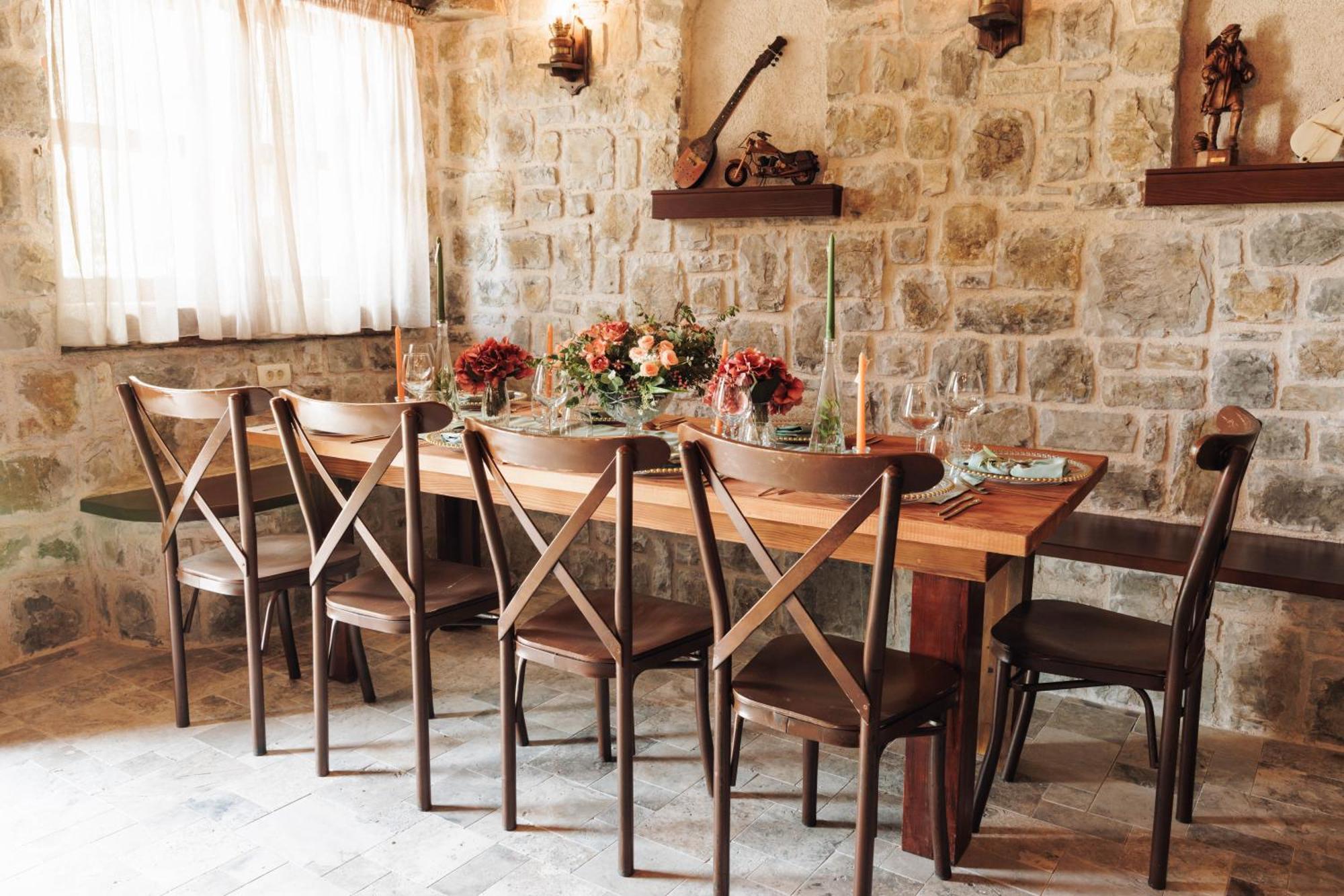 Olive Queen Rustic Estate Bar Exterior foto