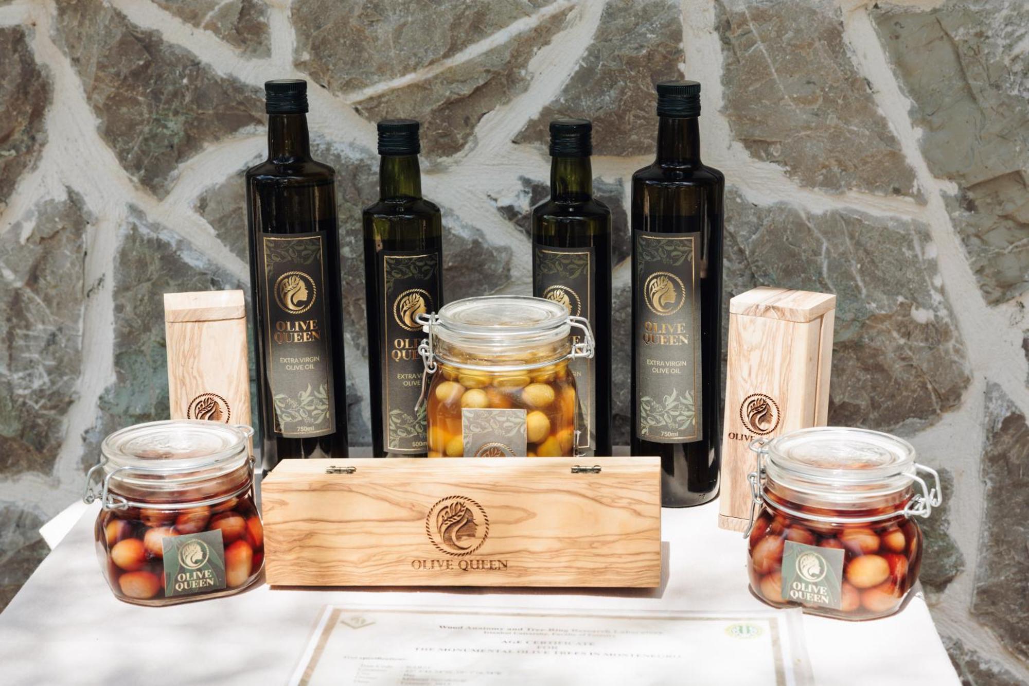 Olive Queen Rustic Estate Bar Exterior foto